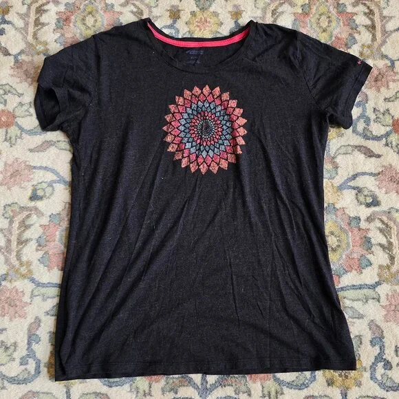 Columbia Mandala Pattern Tri-Blend T-shirt Junior's XL - Picture 1 of 4